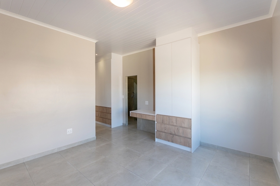 4 Bedroom Property for Sale in Country Club Western Cape